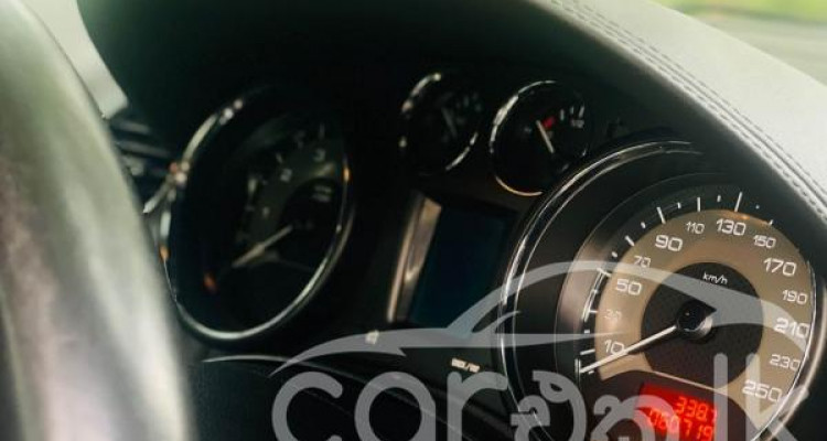 PEUGEOT RCZ 2013