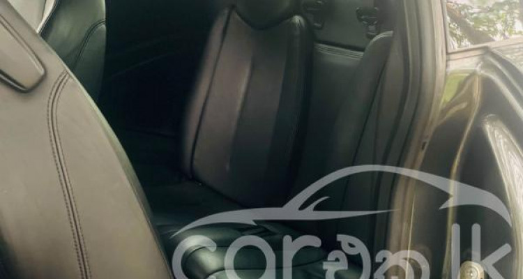PEUGEOT RCZ 2013