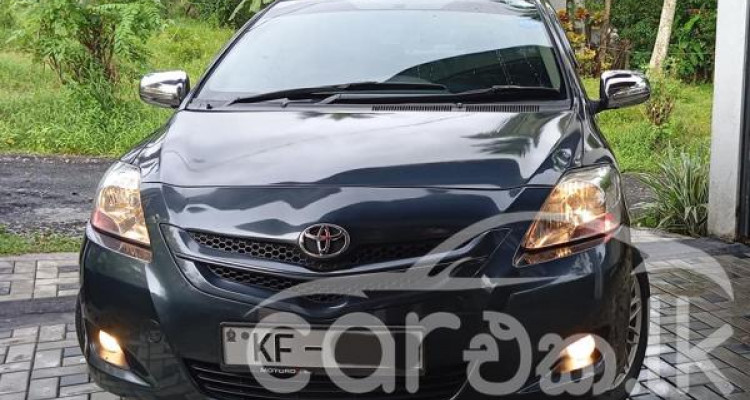 TOYOTA YARIS 2007