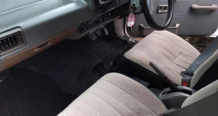 TOYOTA COROLLA DX WAGON KE72 1986