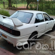 MAZDA FAMILIA 323 1990