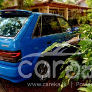MAZDA FAMILIA 323 1990
