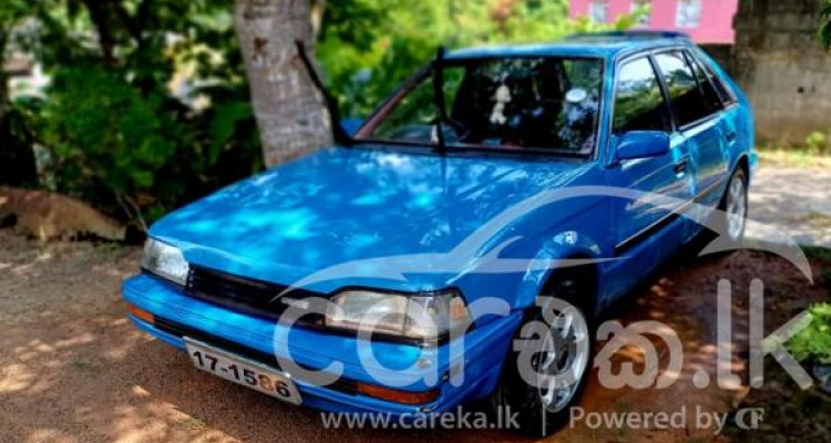 MAZDA FAMILIA 323 1990