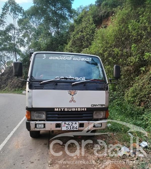 MITSUBISHI CANTER 1987