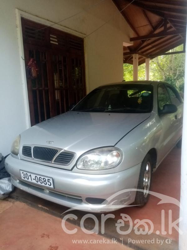 DAEWOO LANOS 2001