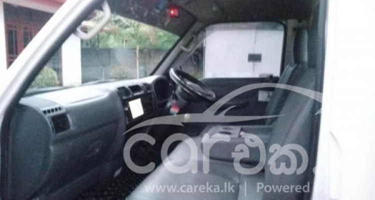 MAZDA BONGO 2008