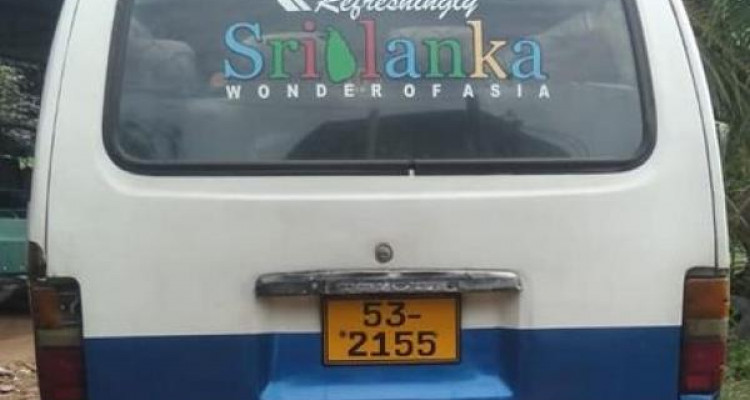 TOYOTA HIACE LH30 1979