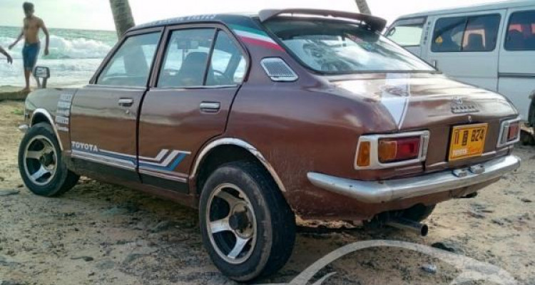 TOYOTA COROLLA 1973