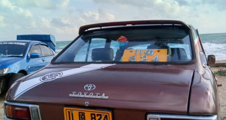 TOYOTA COROLLA 1973