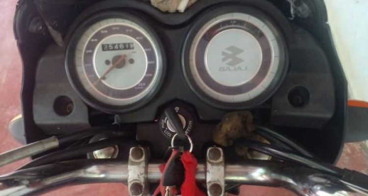 BAJAJ PLATINA 2010