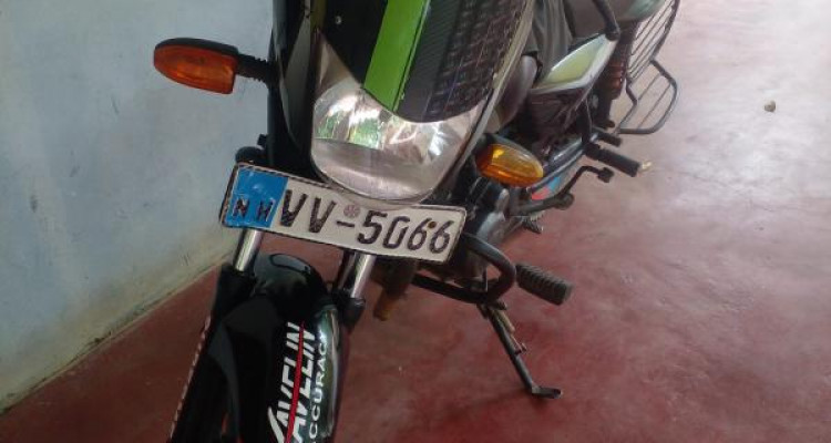 BAJAJ PLATINA 2010