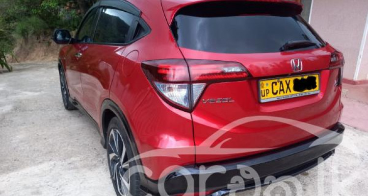 HONDA VEZEL 2017