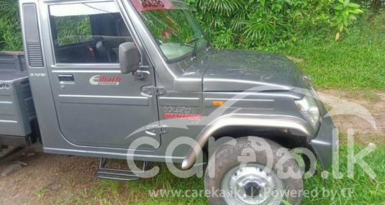 MAHINDRA BOLERO 2015