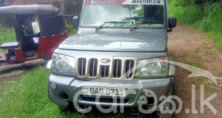 MAHINDRA BOLERO 2015