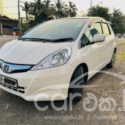 HONDA FIT GP1 2012