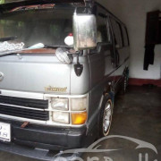 TOYOTA HIACE 1983