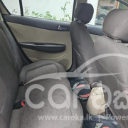 HYUNDAI I20 2010