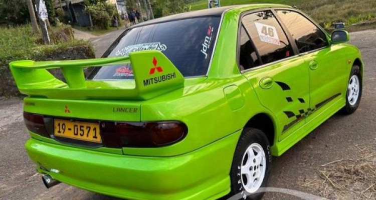 MITSUBISHI LANCER CB2 1994
