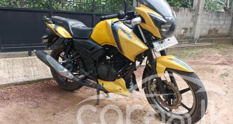 TVS APACHE 2015