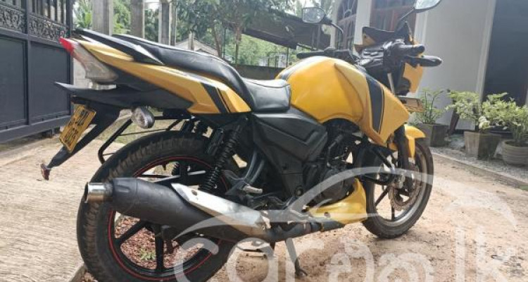 TVS APACHE 2015