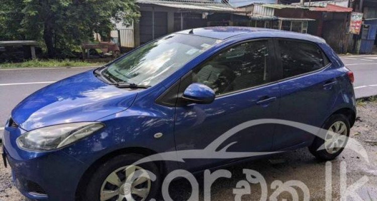 MAZDA DEMIO 2010