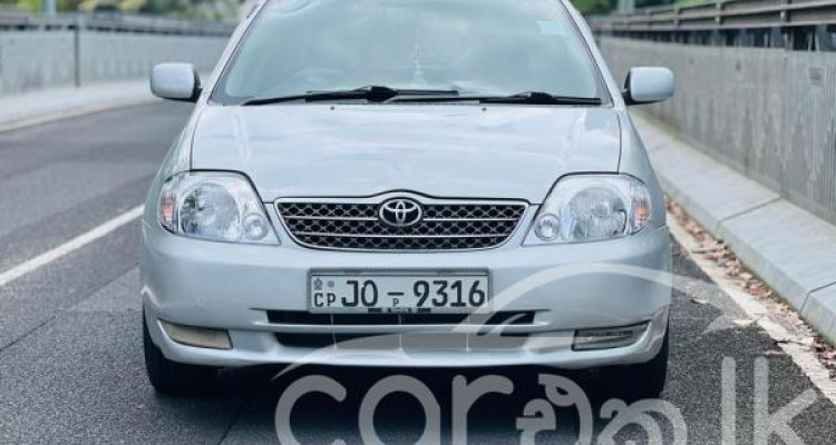 TOYOTA COROLLA 121 2001
