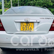 TOYOTA COROLLA 121 2001