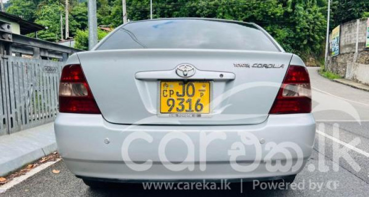 TOYOTA COROLLA 121 2001