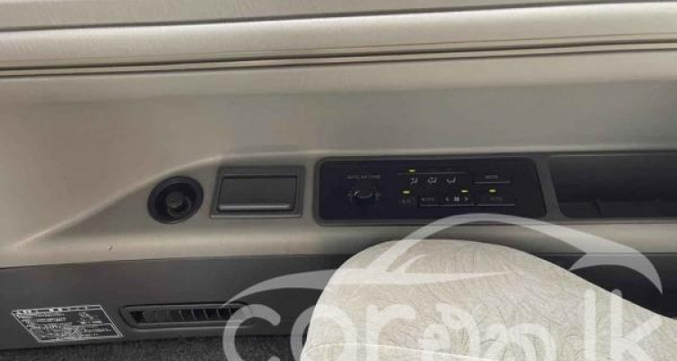 TOYOTA NOAH KR42 2002