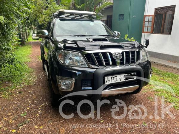 TOYOTA HILUX VIGO 2010