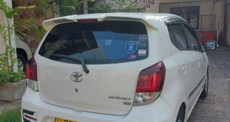 TOYOTA WIGO 2018