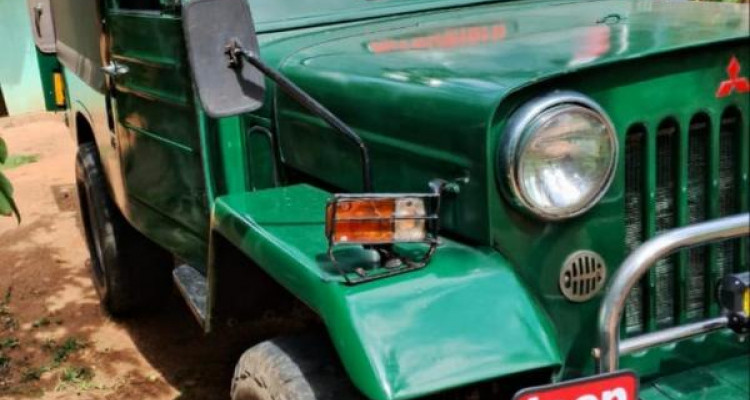 MITSUBISHI 4DR5 1966