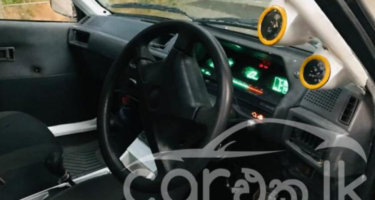 MITSUBISHI LANCER C12 1984