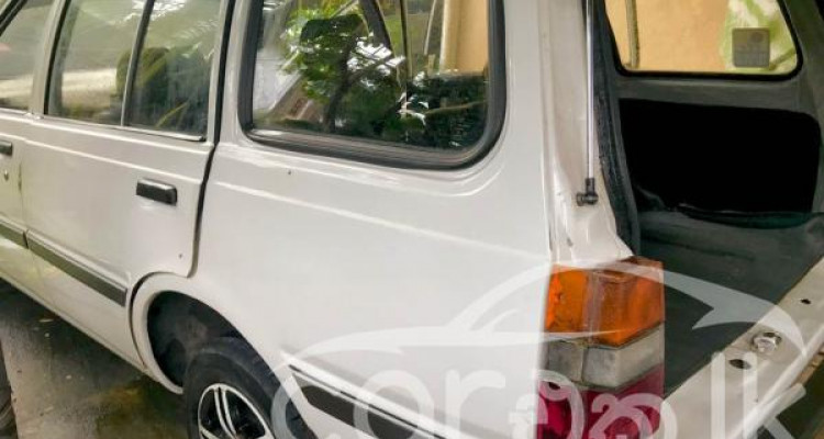 NISSAN SUNNY 1985