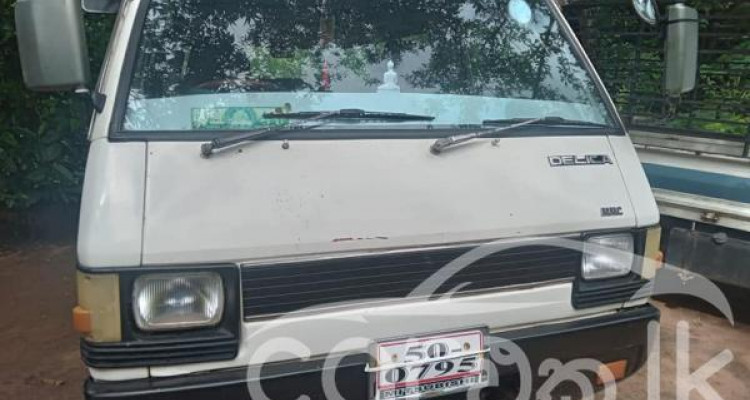 MITSUBISHI DELICA L300 1985