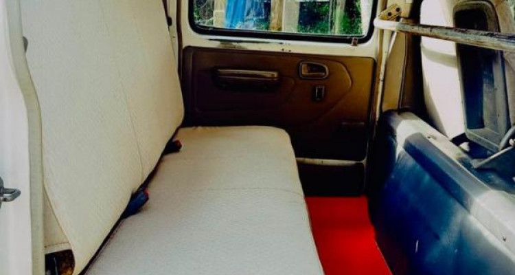 TOYOTA DYNA CREW CAB 2004