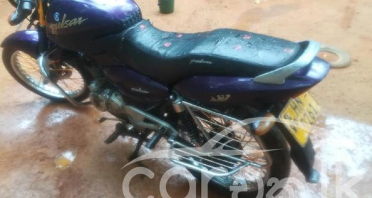 BAJAJ PULSAR 150 2004