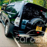 MITSUBISHI MONTERO V6 2010