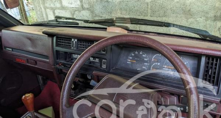 NISSAN LARGO 1992