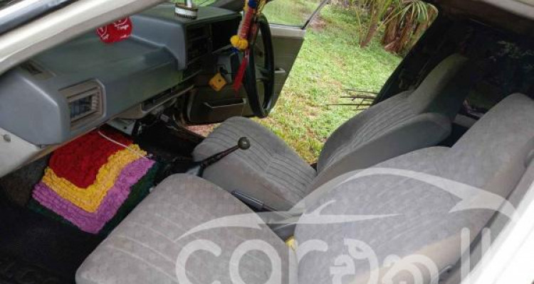 TOYOTA COROLLA DX WAGON KE72 1984