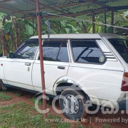 TOYOTA COROLLA DX WAGON KE72 1984