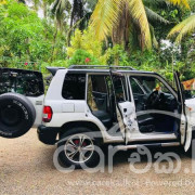 MITSUBISHI PAJERO 2000