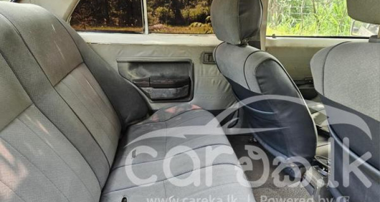 NISSAN SUNNY HB11 1985