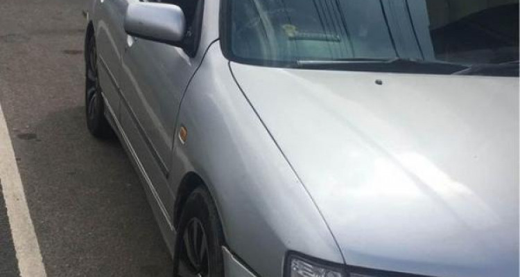 NISSAN PRIMERA 1995
