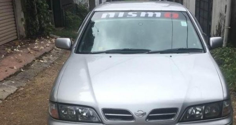 NISSAN PRIMERA 1995