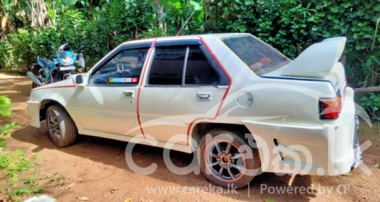 MITSUBISHI LANCER 1987