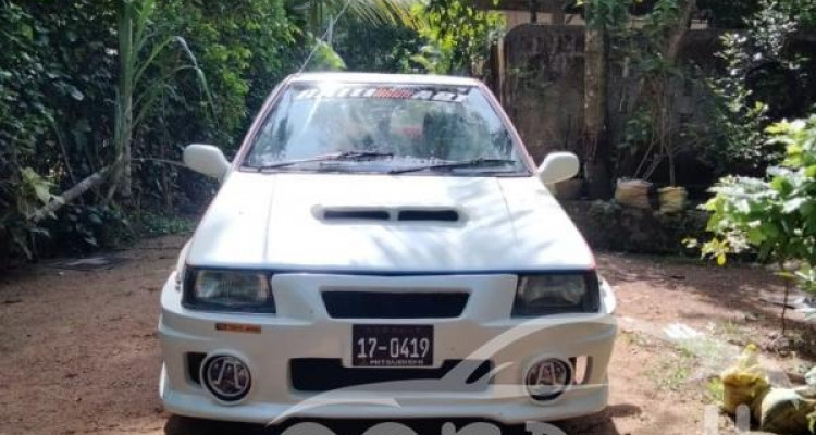 MITSUBISHI LANCER 1987