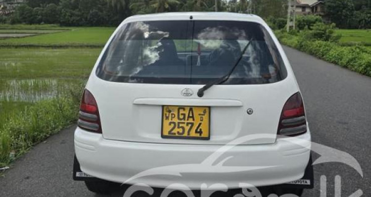 TOYOTA STARLET 1997