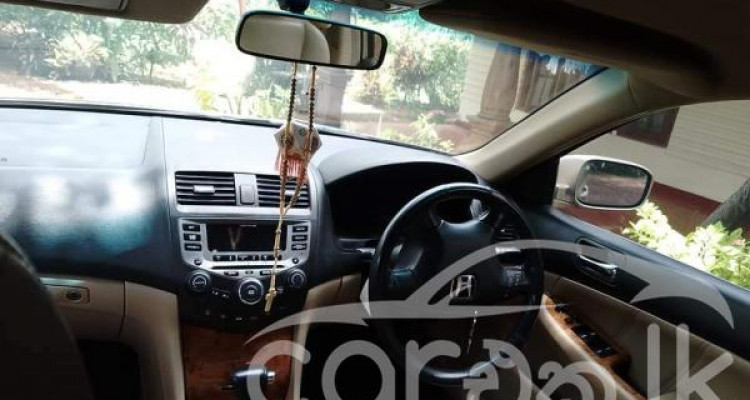 HONDA ACCORD 2004