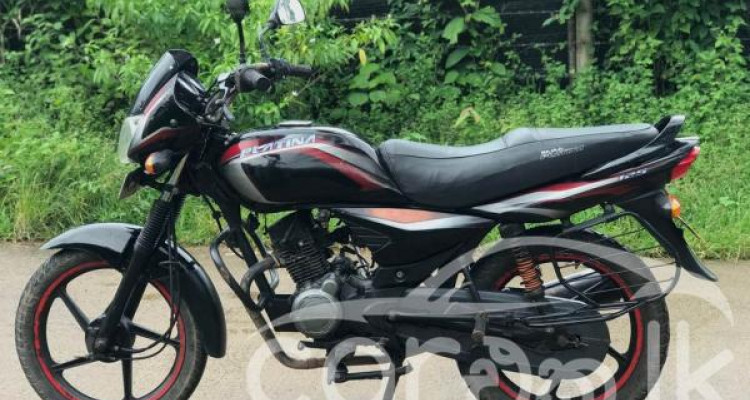 BAJAJ PLATINA 2017